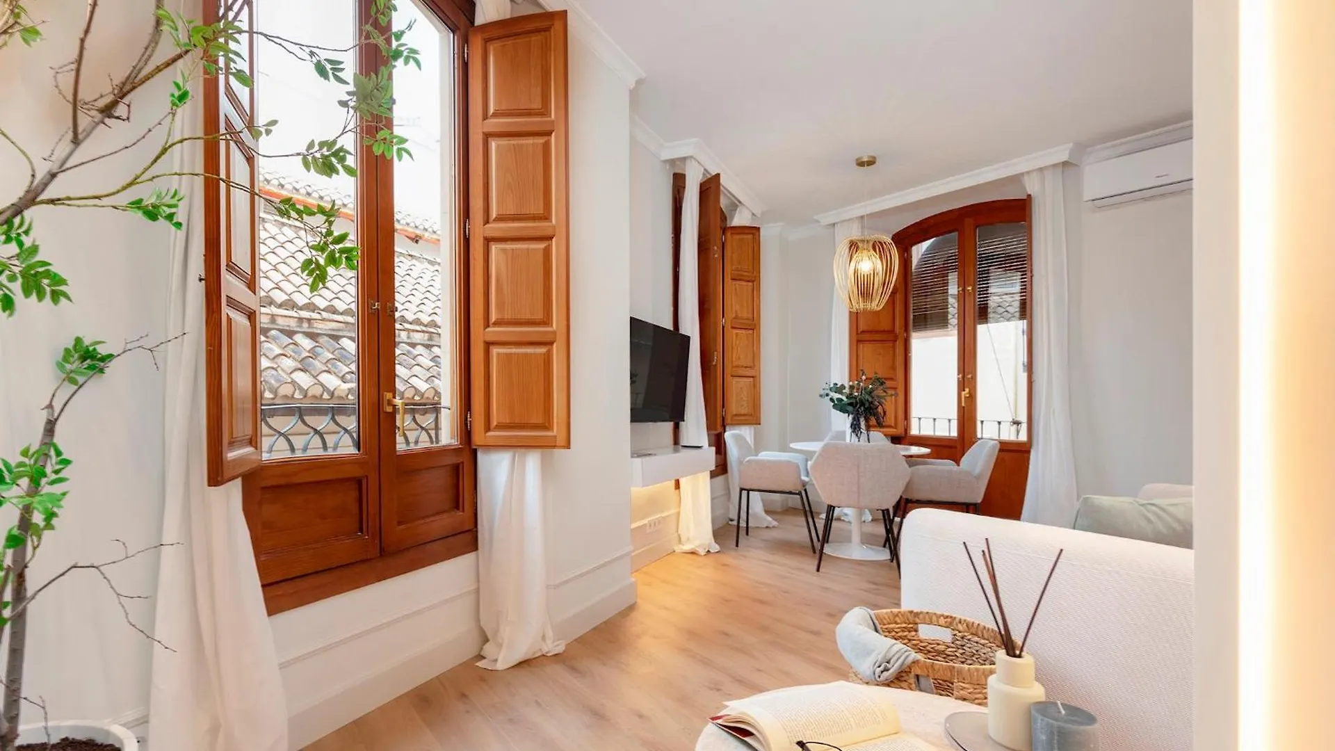 Genteel Home Bib Rambla IV Granada